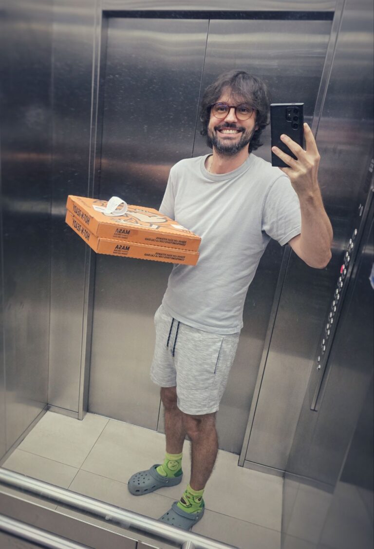 Frühstück, Arbeiten & Pizza