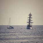Schönes Segelschiff ⛵️ in der Bucht